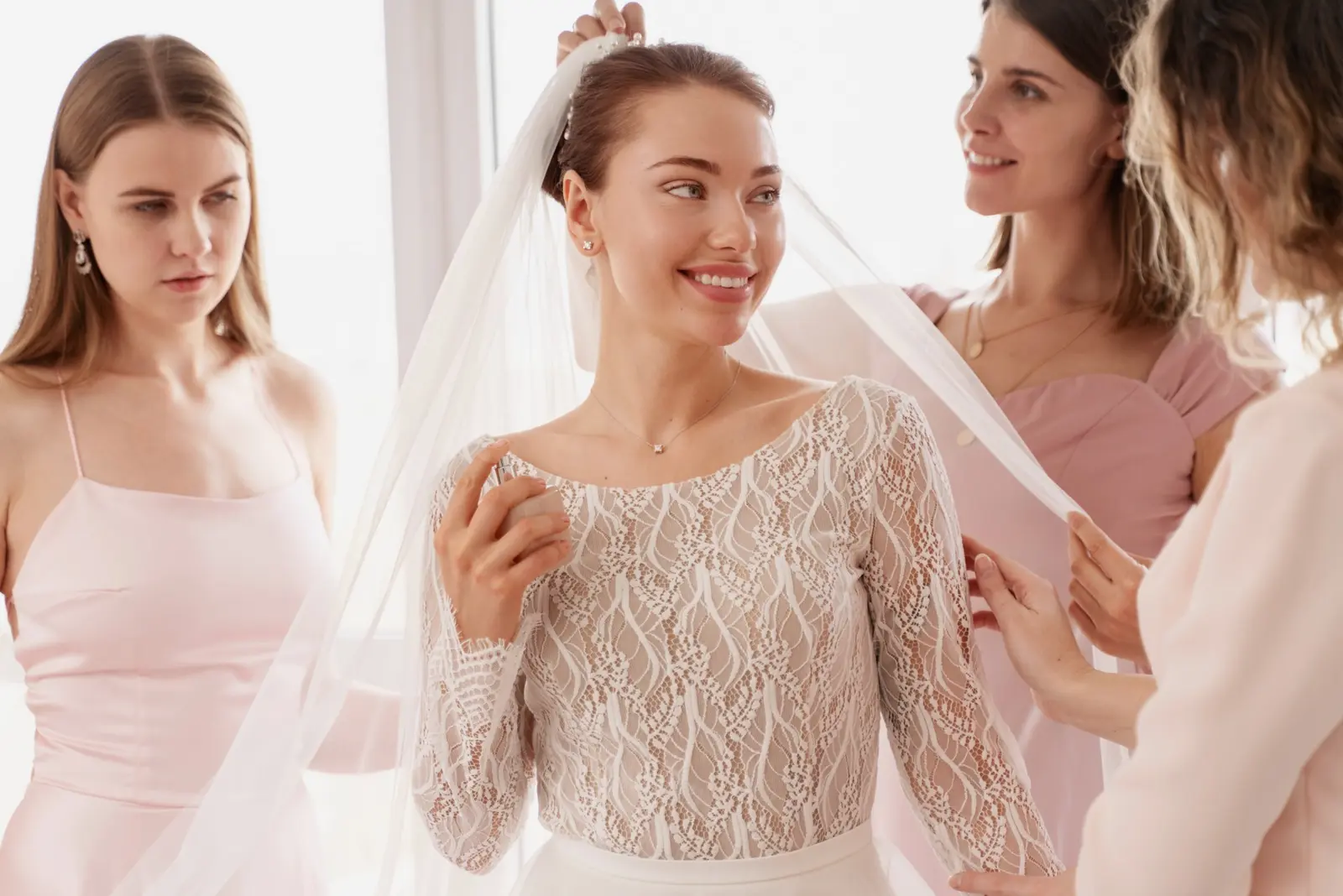 Eusebio Sánchez: La Historia y el Legado del Diseñador que Marca Tendencia en las Bodas