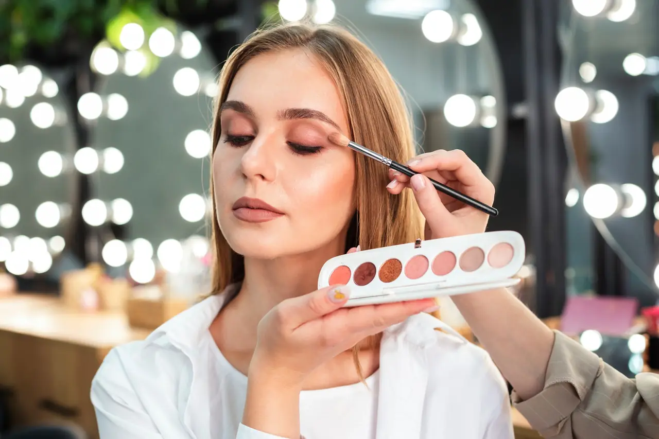 10 ideas para lucir un maquillaje perfecto en tu próximo bautizo