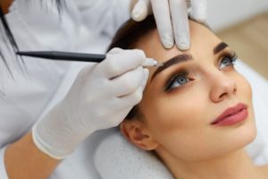 maquillaje de cejas