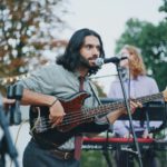 24 canciones románticas para añadir a la lista de spotify de tu boda