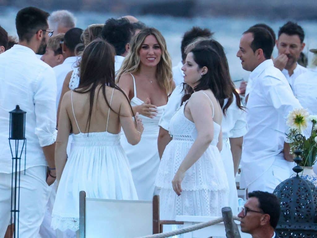f.elconfidencial.com_original_827_16e_c34_82716ec34520366f16b8c88785e1da91.jpg - Erickteranmakeup Edurne boda