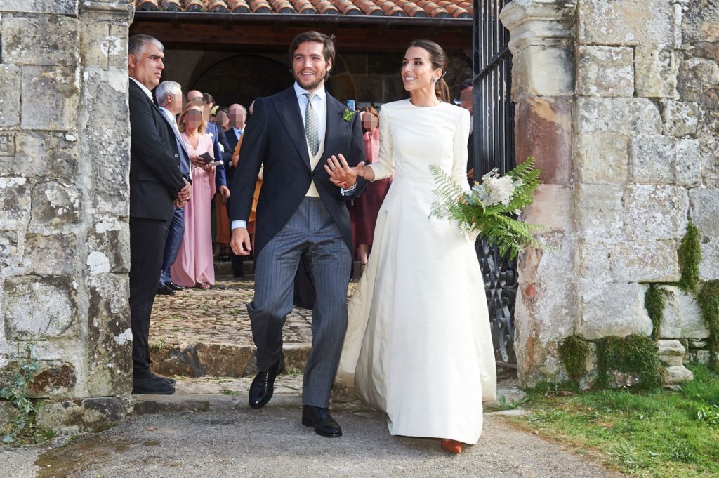 dl-u515538-148-1659253313.jpg - Erickteranmakeup Laura Corsini boda