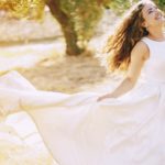 💍✨ ¡Eleva el Glamour! Descubre los 7 Vestidos de Novia Moderna que Redefinirán la Elegancia Nupcial 👰